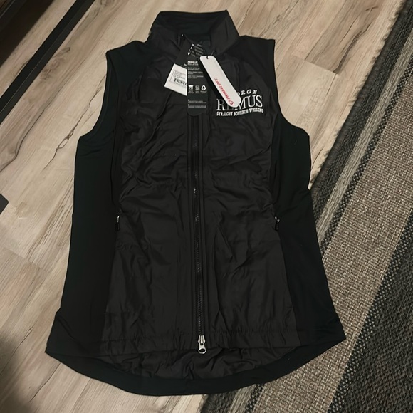 Zero Restriction Women’s Tess Vest Black - Never been worn - multiple sizes - Picture 1 of 2